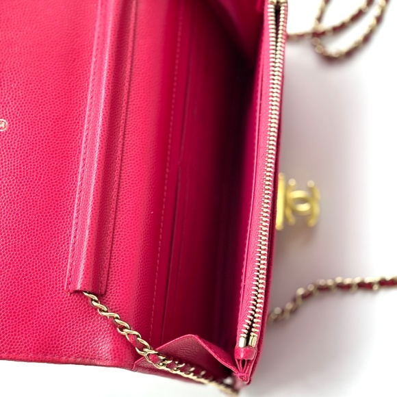 CHANEL Caviar Golden Class Wallet on Chain in Pink - Picture 12 of 15
